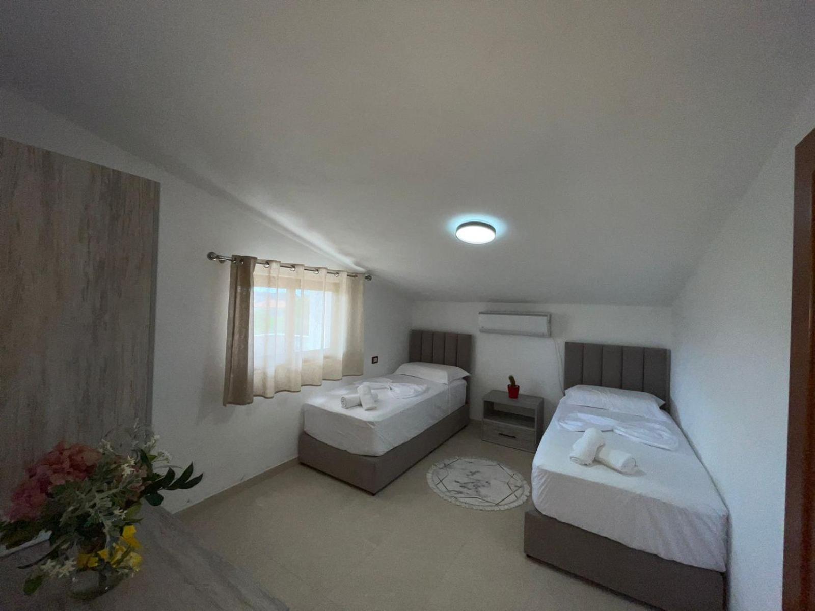 Prela'S Rooms Shkodër Exterior foto